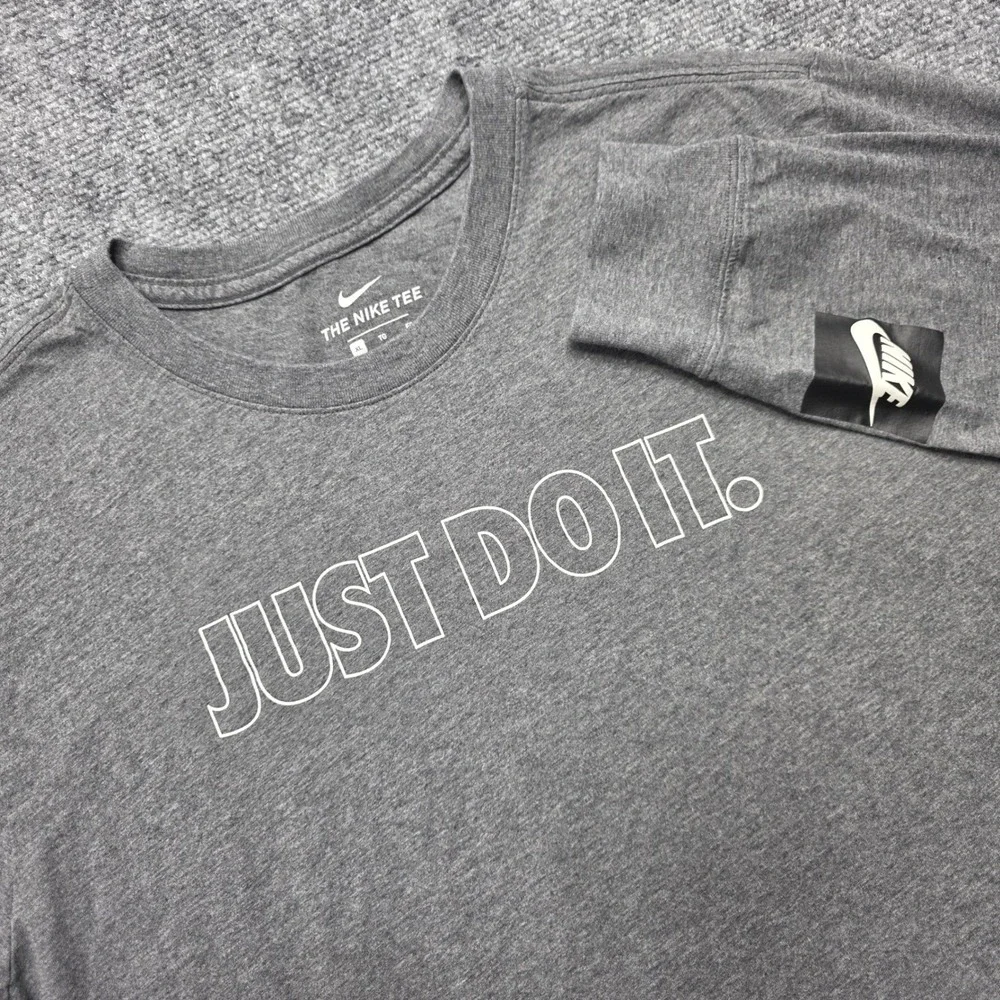Nike Men's XL‎ Just Do It Long Sleeve Graphic T-Shirt Gray Cotton AR5191-063